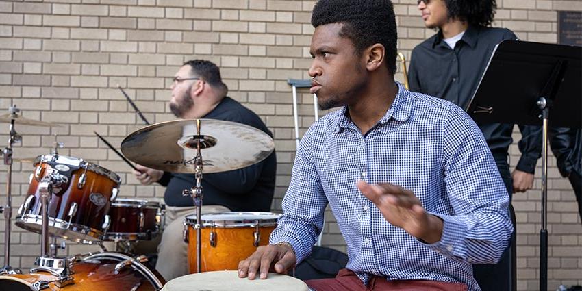 a student in the best music teacher certification program in connecticut
